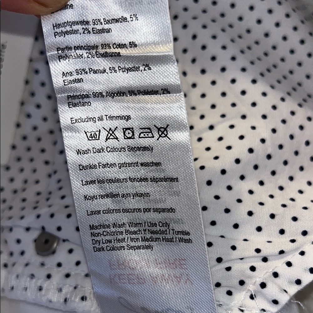 Jences Skinny Jeans with Clean Design - Picture 13 of 16